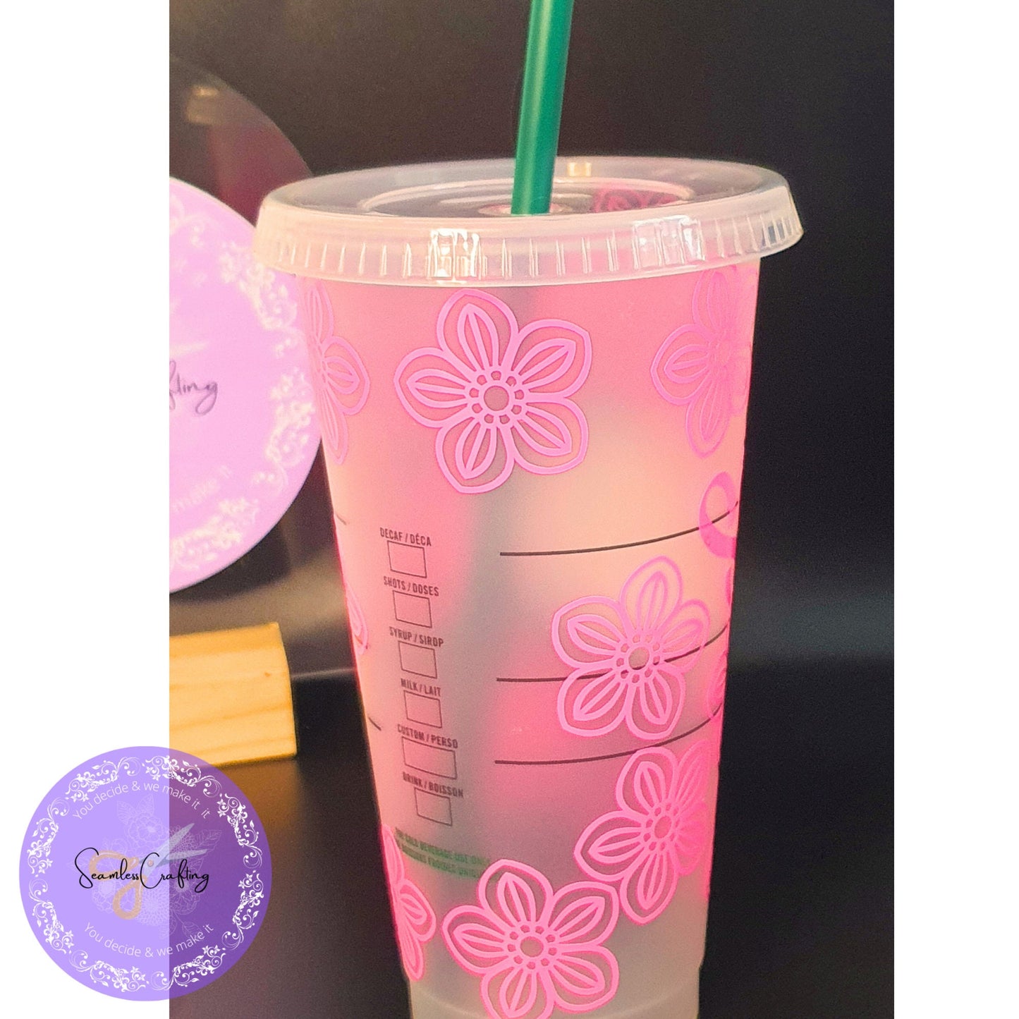 Personalised cold cup with straw, 24 oz flower tumbler names, Reusable iced coffee Venti cup, birthday gift for bridesmaid gift cold cup