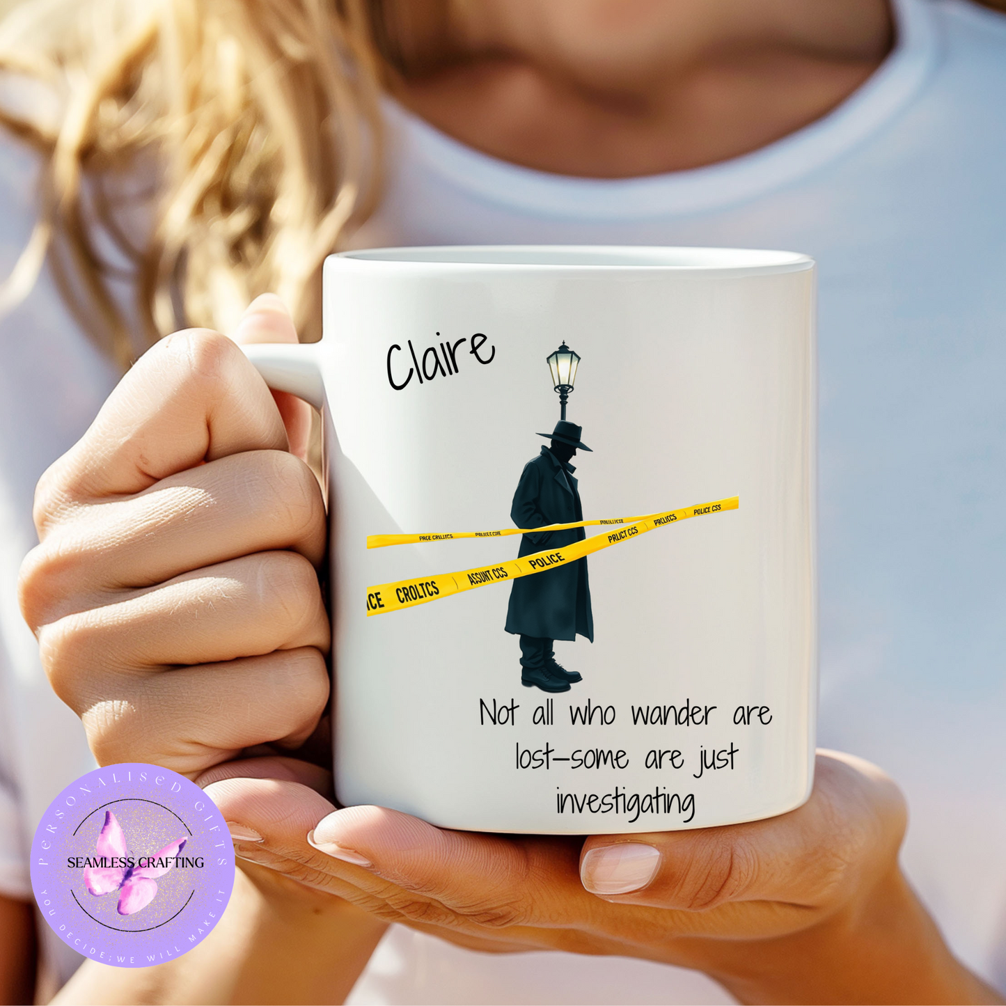 Personalised Crime Lover Mug – 11oz Ceramic Coffee Cup with Detective Graphic & “Not All Who Wander Are Lost, Some Are Just Investigating” Quote – Gift for Mystery Fans