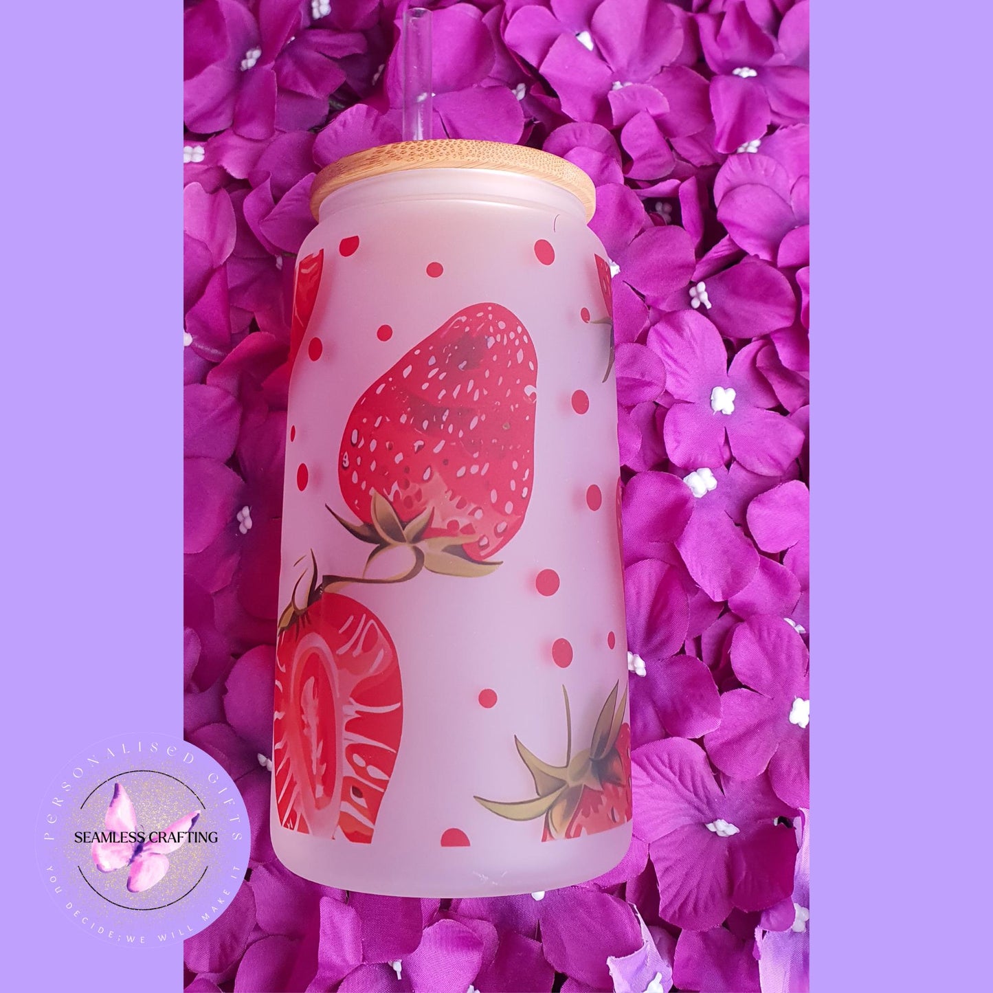 Personalised Strewberry glass cup with lid & strew, Iced coffee mug, summer drink set, reusable 16 oz can glass, cold drinks cup custom made
