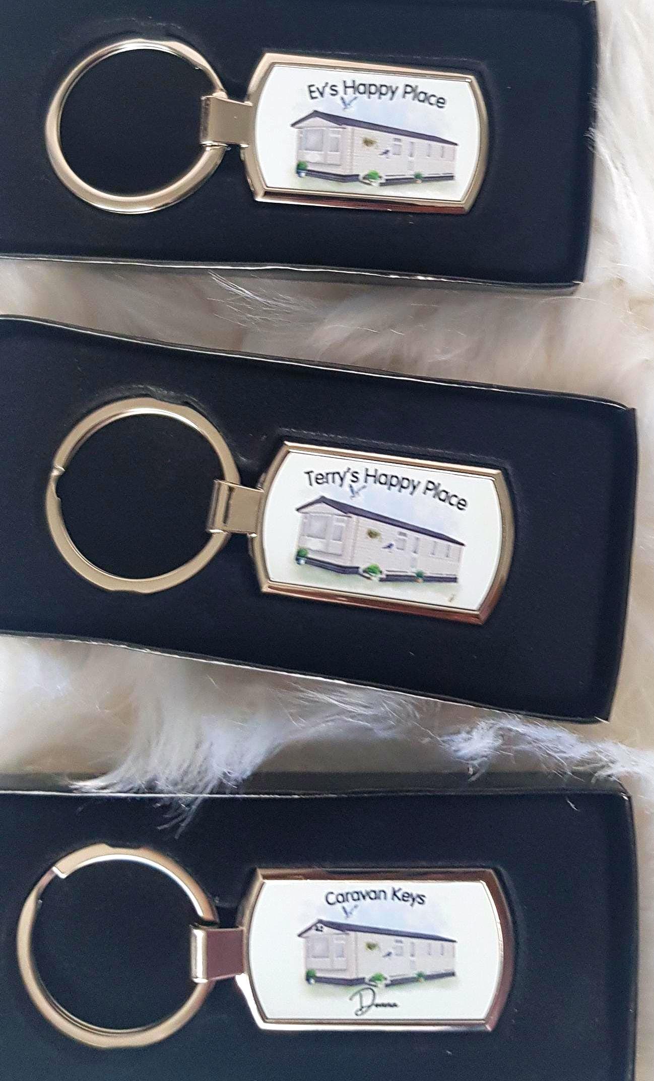 Personalised Static Caravan keyring gift, Custom any text & names, Campervan holiday gift, Static owners keychain presents, New home gift