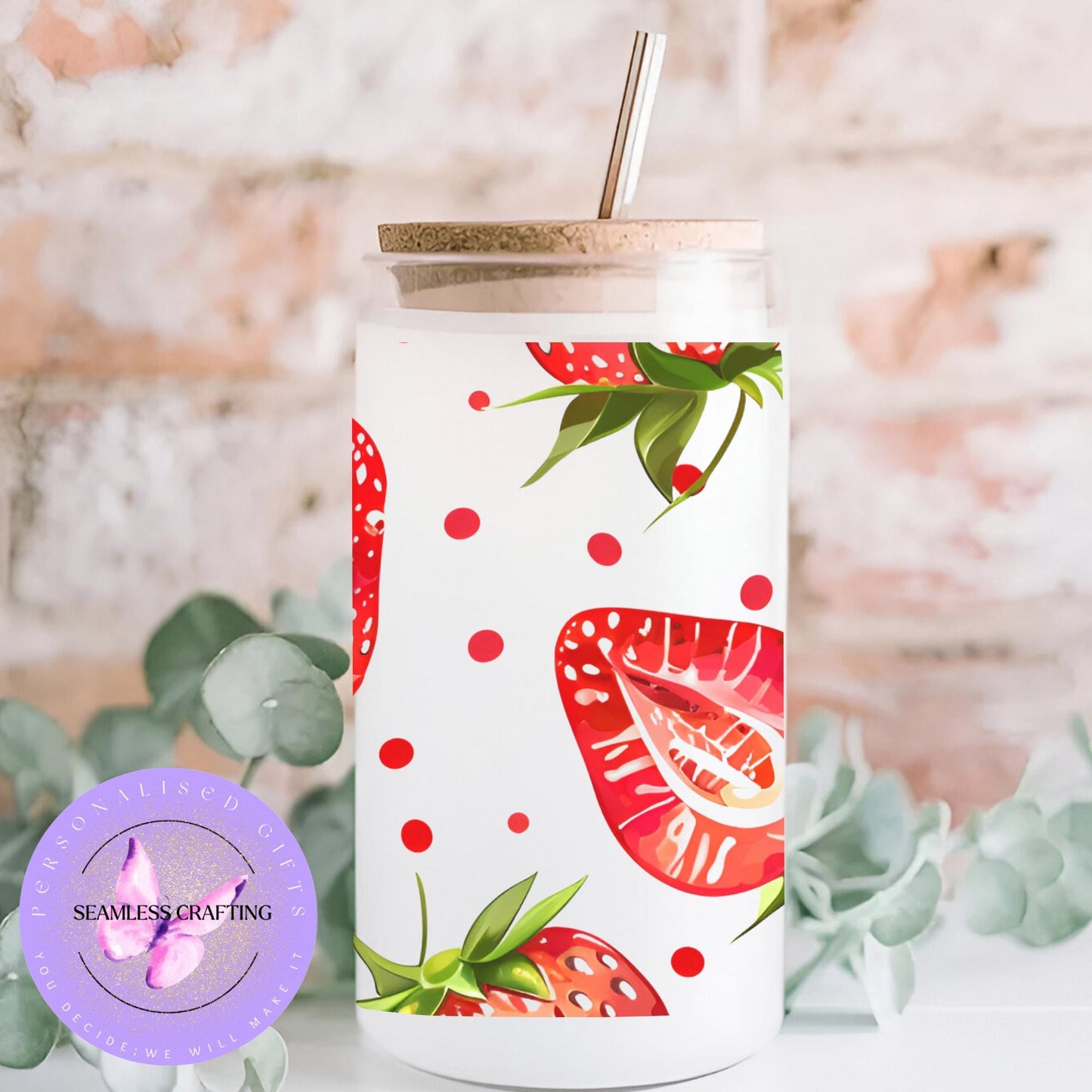 Personalised Strewberry glass cup with lid & strew, Iced coffee mug, summer drink set, reusable 16 oz can glass, cold drinks cup custom made