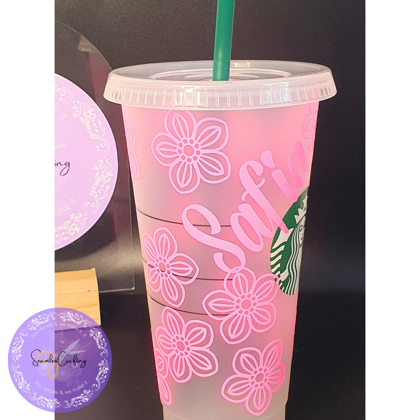 Personalised cold cup with straw, 24 oz flower tumbler names, Reusable iced coffee Venti cup, birthday gift for bridesmaid gift cold cup