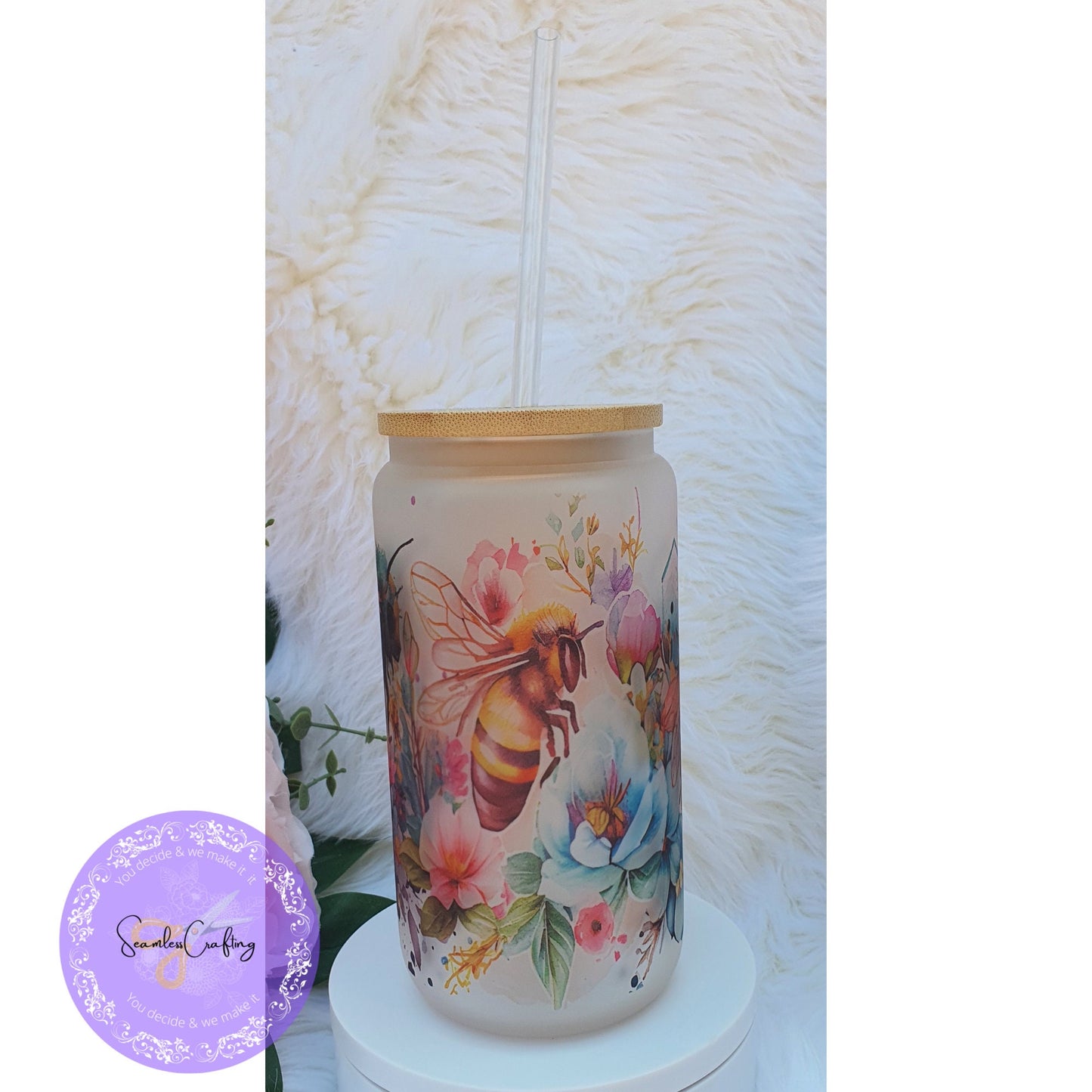 Personalised Glass Cup Floral Bee, Iced Coffee Glass Cup, Glass Beer Can Bambo Lid & Plastic Straw, Gift For Bee Lover, Gift For Her, Bride