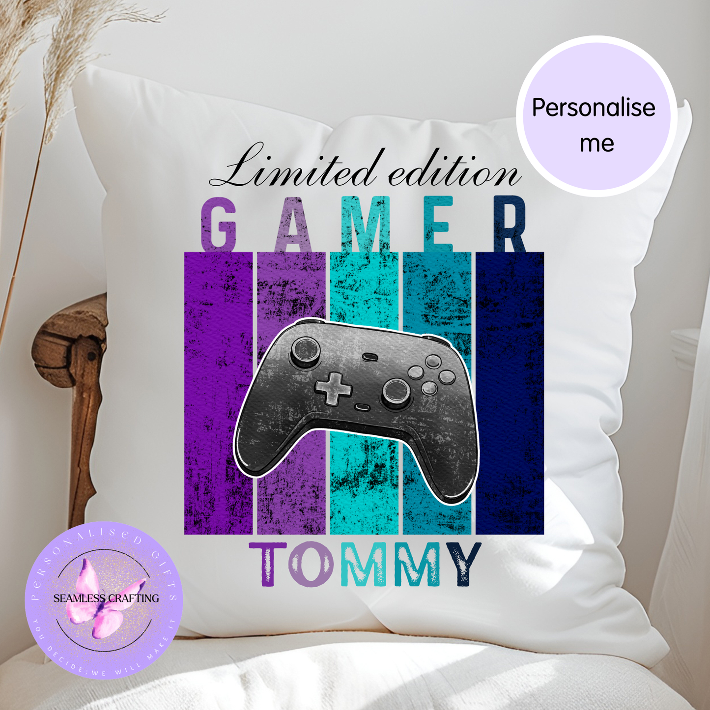 Personalised Gamer Cushion – Custom Name Gaming Pillow, Controller Choice, 40x40cm Velvet Gift for Gamers
