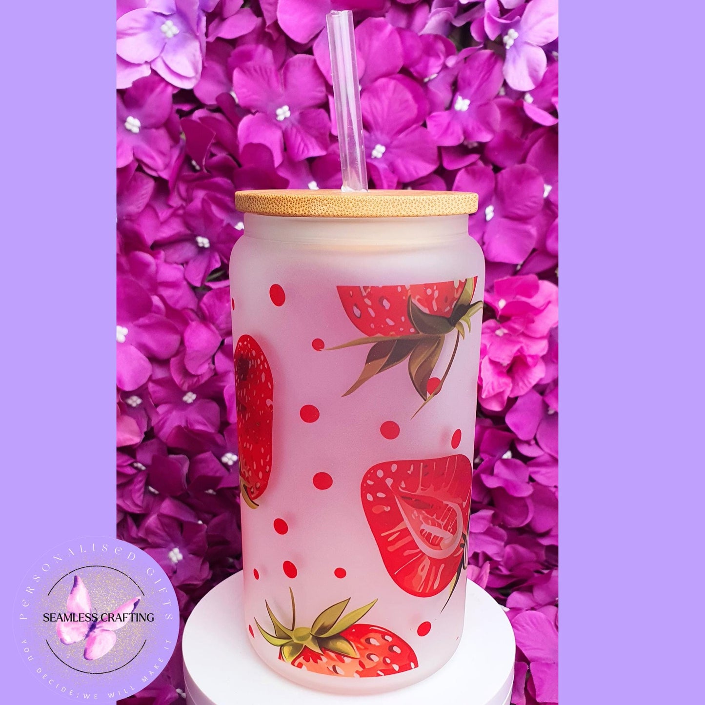 Personalised Strewberry glass cup with lid & strew, Iced coffee mug, summer drink set, reusable 16 oz can glass, cold drinks cup custom made